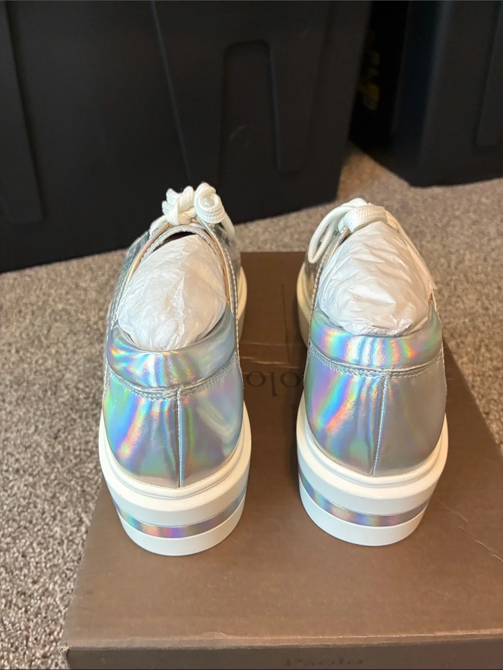 Paolo Holographic Platform Sneakers - Iridescent Silver